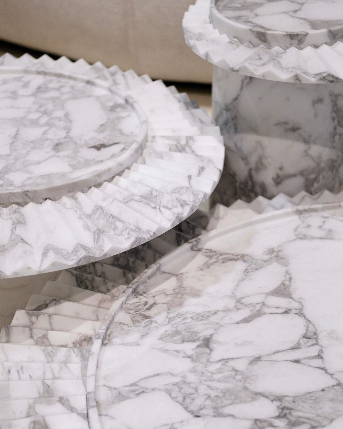 VIYALO coffee table
